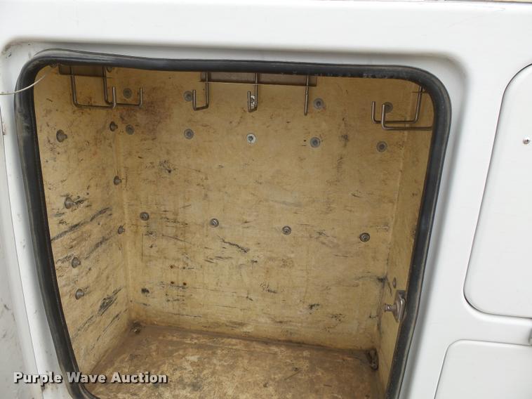 image for item K3338 2008 Dodge Ram 5500 bucket truck