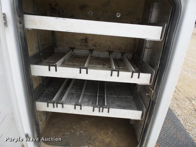 image for item K3338 2008 Dodge Ram 5500 bucket truck