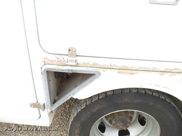 image for item K3338 2008 Dodge Ram 5500 bucket truck