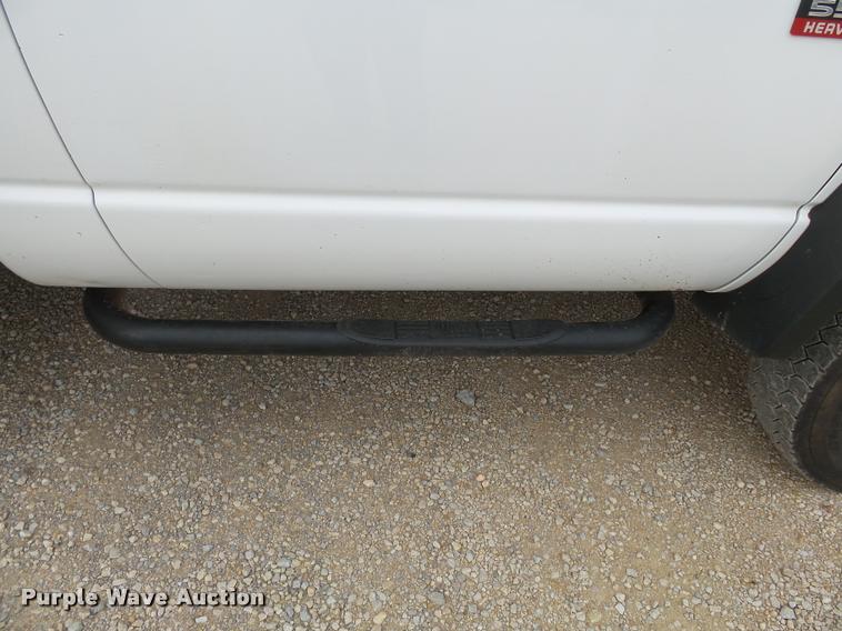 image for item K3338 2008 Dodge Ram 5500 bucket truck