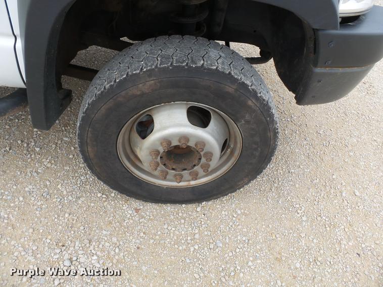 image for item K3338 2008 Dodge Ram 5500 bucket truck