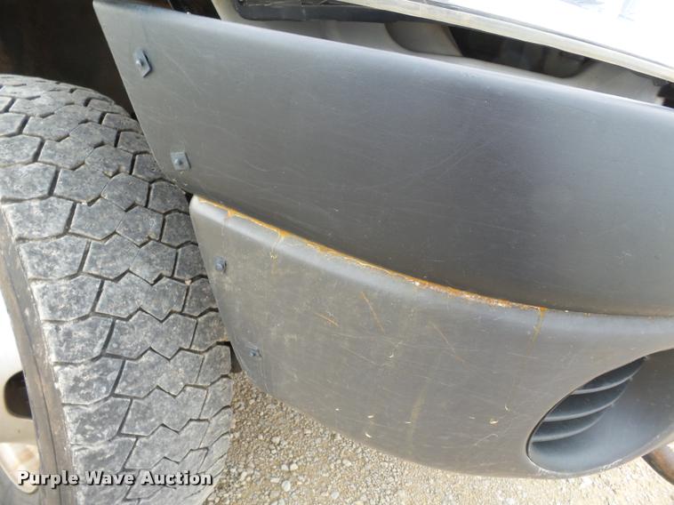 image for item K3338 2008 Dodge Ram 5500 bucket truck