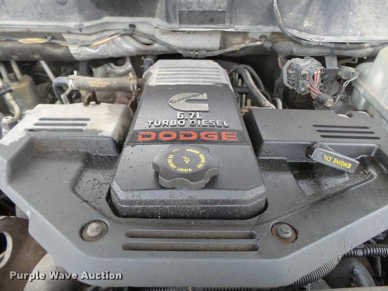 image for item K3338 2008 Dodge Ram 5500 bucket truck