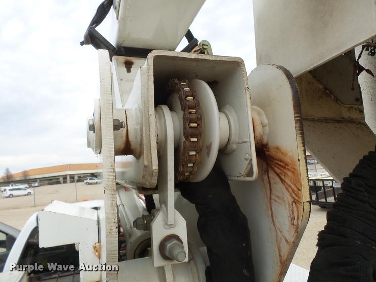 image for item K3338 2008 Dodge Ram 5500 bucket truck