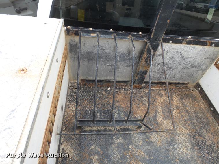 image for item K3338 2008 Dodge Ram 5500 bucket truck