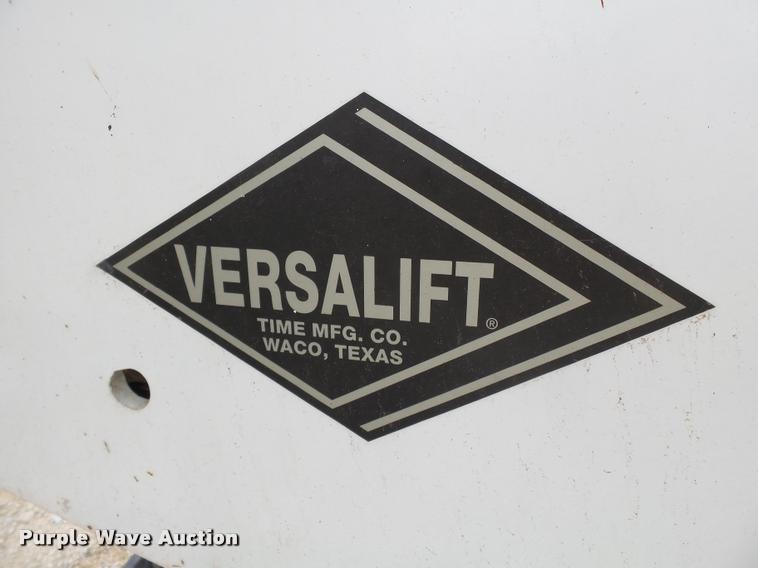 image for item K3338 2008 Dodge Ram 5500 bucket truck