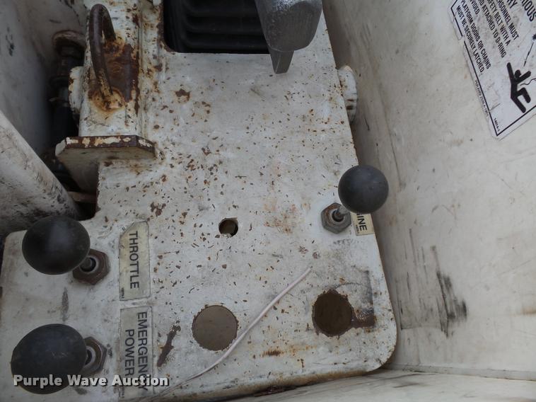 image for item K3338 2008 Dodge Ram 5500 bucket truck