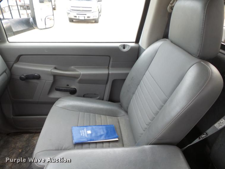 image for item K3338 2008 Dodge Ram 5500 bucket truck