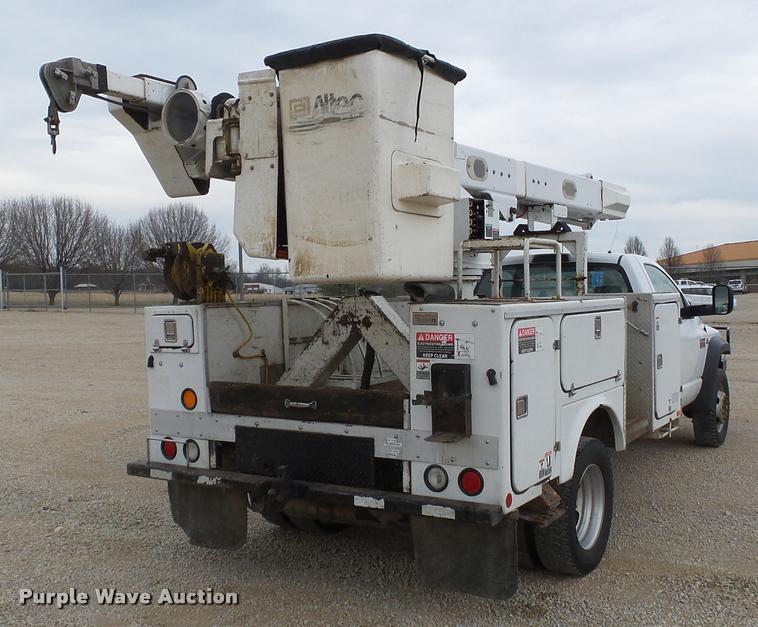 image for item K3339 2008 Dodge Ram 5500 bucket truck