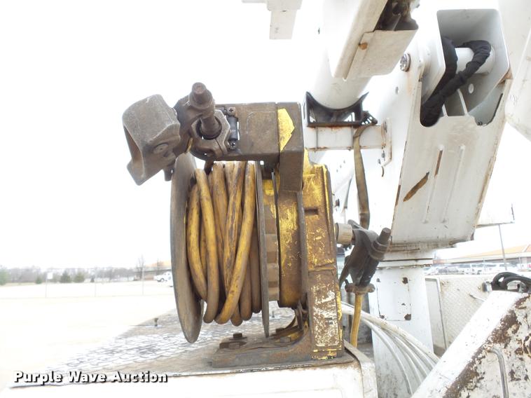 image for item K3339 2008 Dodge Ram 5500 bucket truck