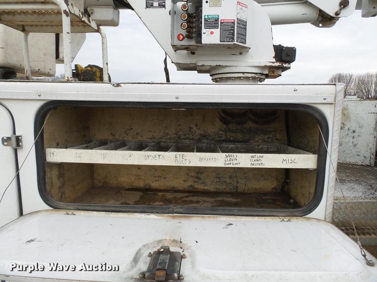 image for item K3339 2008 Dodge Ram 5500 bucket truck