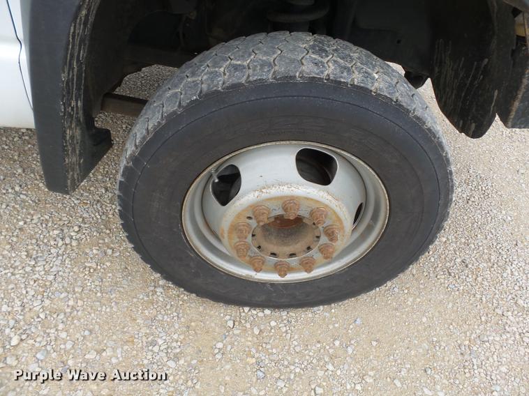 image for item K3339 2008 Dodge Ram 5500 bucket truck