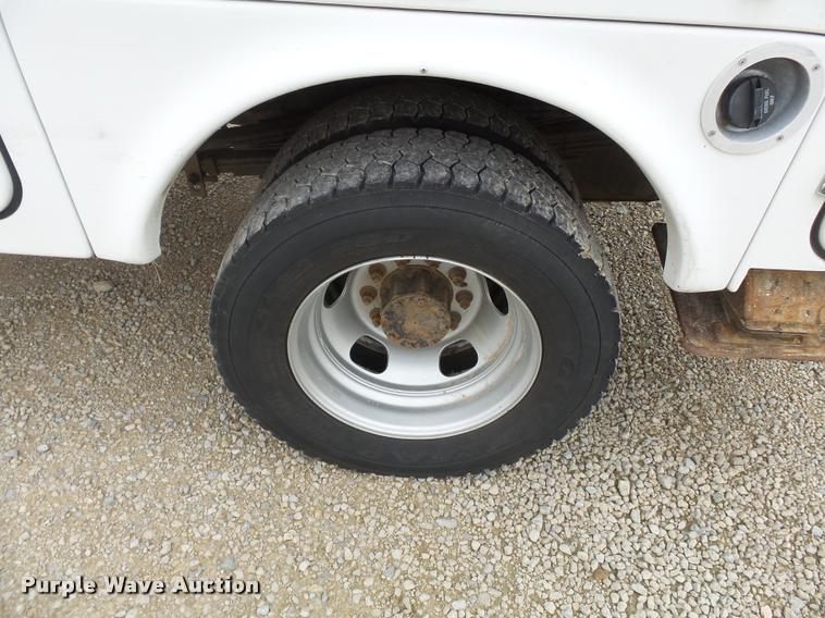 image for item K3339 2008 Dodge Ram 5500 bucket truck