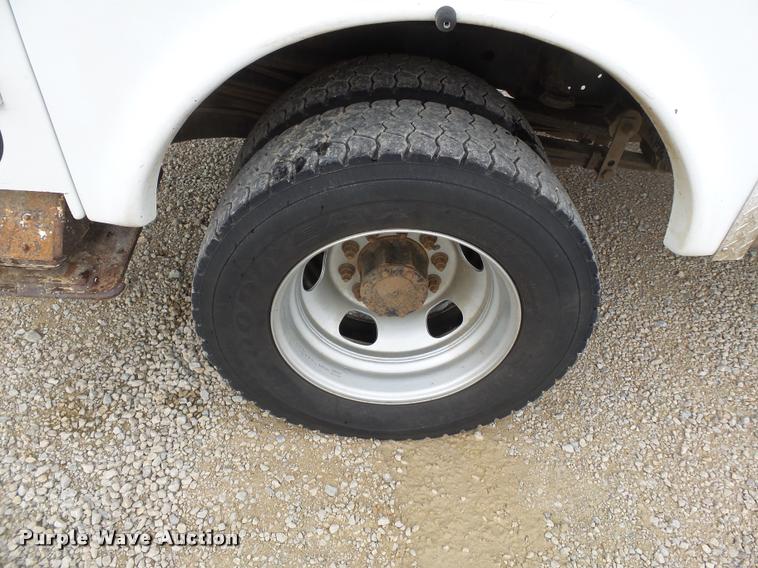 image for item K3339 2008 Dodge Ram 5500 bucket truck