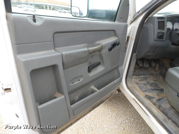 image for item K3339 2008 Dodge Ram 5500 bucket truck