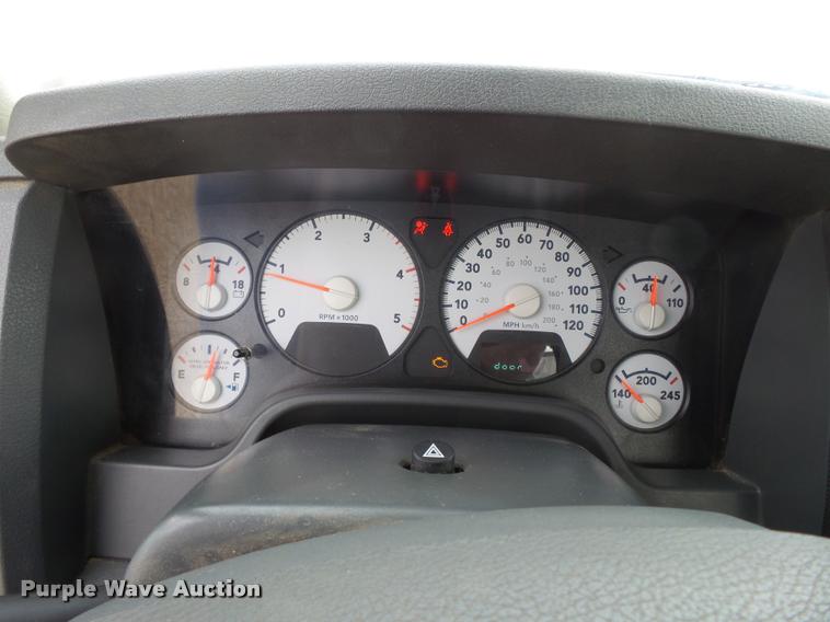 image for item K3339 2008 Dodge Ram 5500 bucket truck