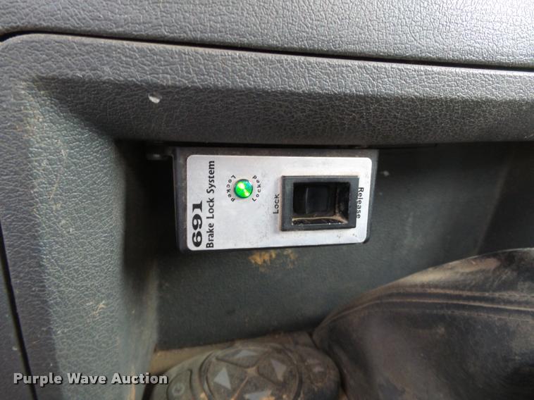 image for item K3339 2008 Dodge Ram 5500 bucket truck