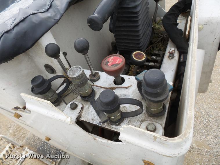 image for item K3339 2008 Dodge Ram 5500 bucket truck