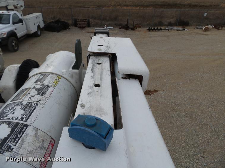 image for item K3339 2008 Dodge Ram 5500 bucket truck