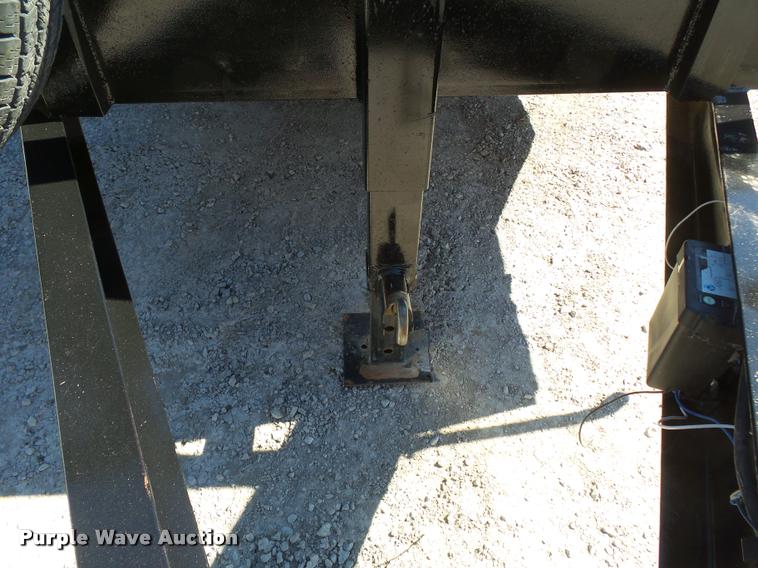 image for item K3345 2012 Mid-america utility trailer