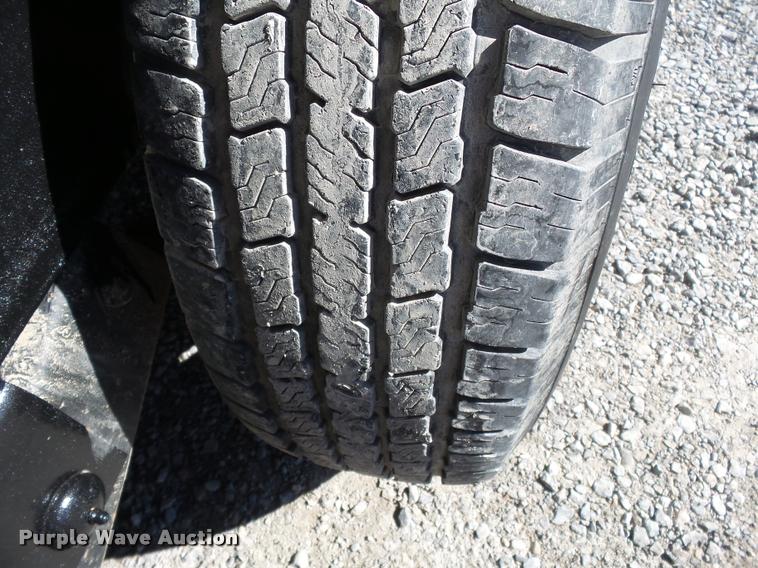 image for item K3345 2012 Mid-america utility trailer