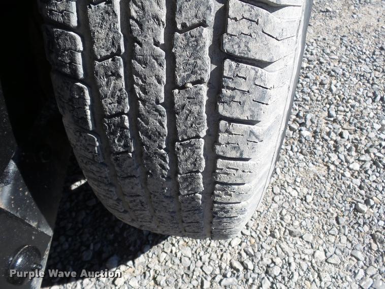 image for item K3345 2012 Mid-america utility trailer