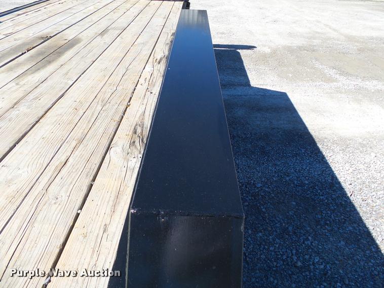 image for item K3345 2012 Mid-america utility trailer