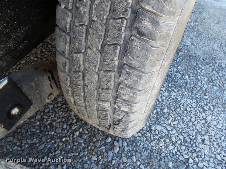 image for item K3345 2012 Mid-america utility trailer