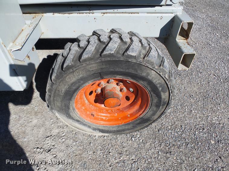 image for item K3348 2000 Skyjack SJ8831 scissor lift