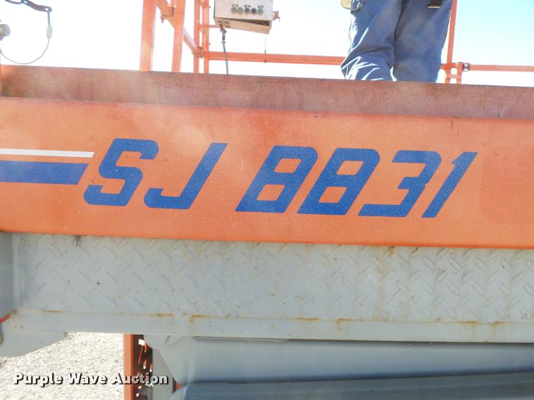 image for item K3348 2000 Skyjack SJ8831 scissor lift