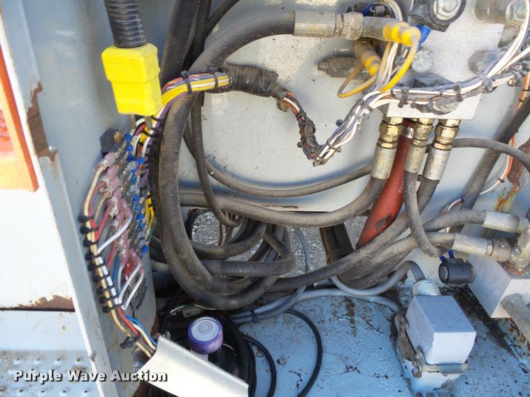 image for item K3348 2000 Skyjack SJ8831 scissor lift