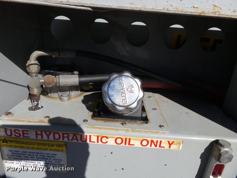 image for item K3348 2000 Skyjack SJ8831 scissor lift