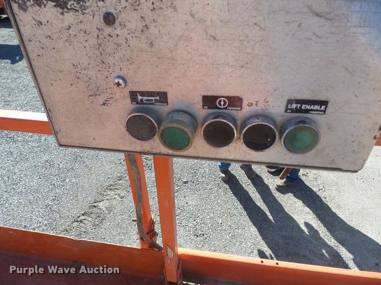 image for item K3348 2000 Skyjack SJ8831 scissor lift