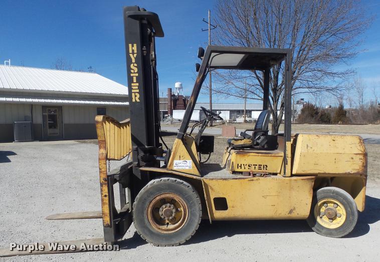 image for item K7701 1987 Hyster H90XL rough terrain forklift