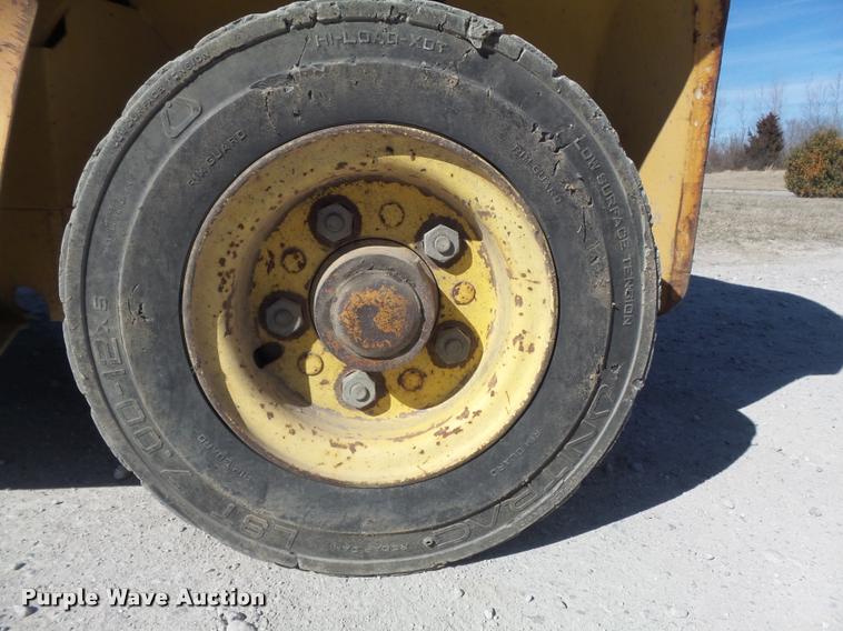 image for item K7701 1987 Hyster H90XL rough terrain forklift