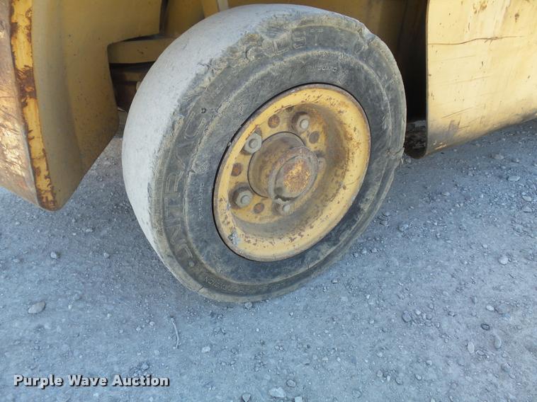 image for item K7701 1987 Hyster H90XL rough terrain forklift