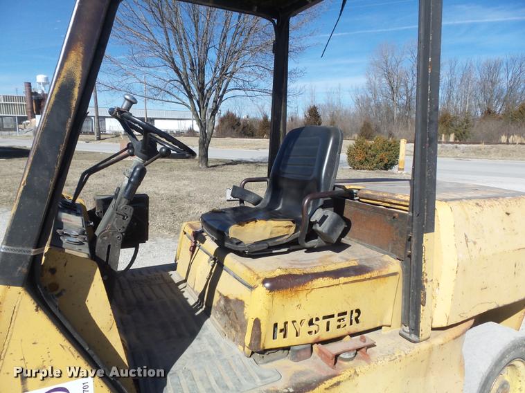 image for item K7701 1987 Hyster H90XL rough terrain forklift