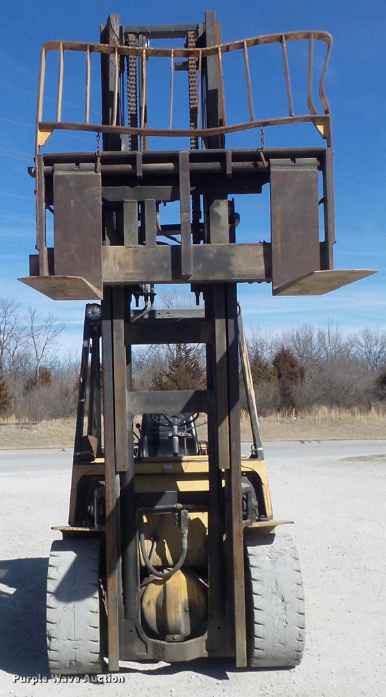 image for item K7701 1987 Hyster H90XL rough terrain forklift