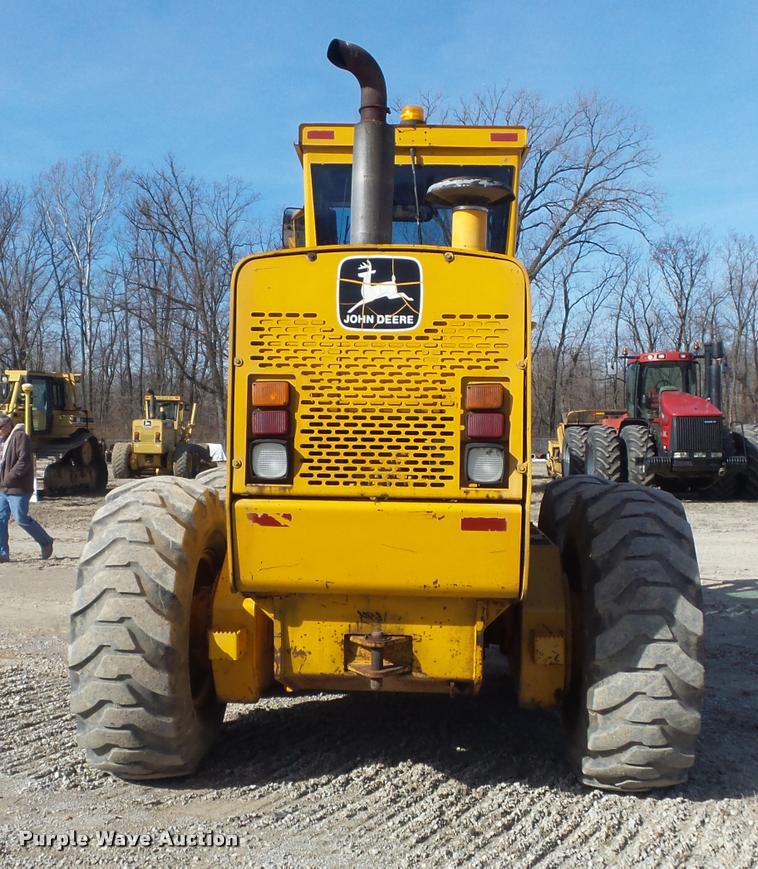 image for item K7703 1990 John Deere 772B motor grader