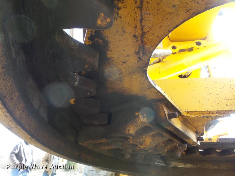 image for item K7703 1990 John Deere 772B motor grader