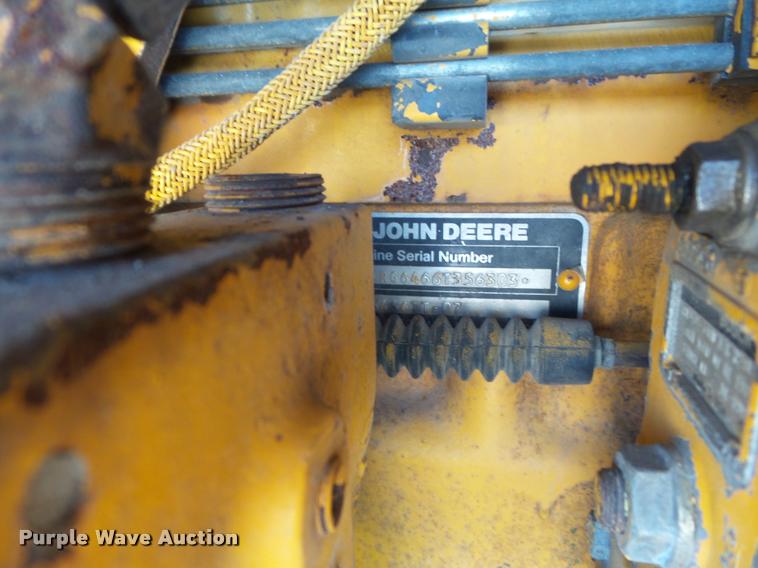 image for item K7703 1990 John Deere 772B motor grader