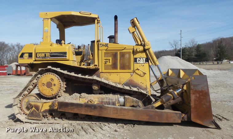 image for item K7704 1995 Caterpillar D6H XL Series II dozer