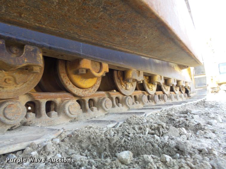 image for item K7704 1995 Caterpillar D6H XL Series II dozer