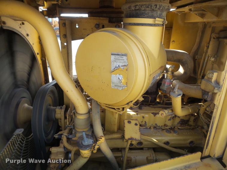 image for item K7704 1995 Caterpillar D6H XL Series II dozer