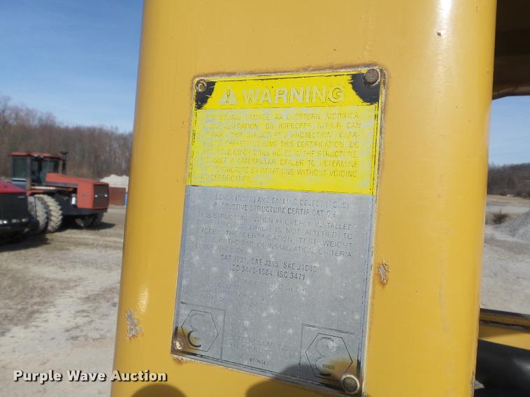 image for item K7704 1995 Caterpillar D6H XL Series II dozer