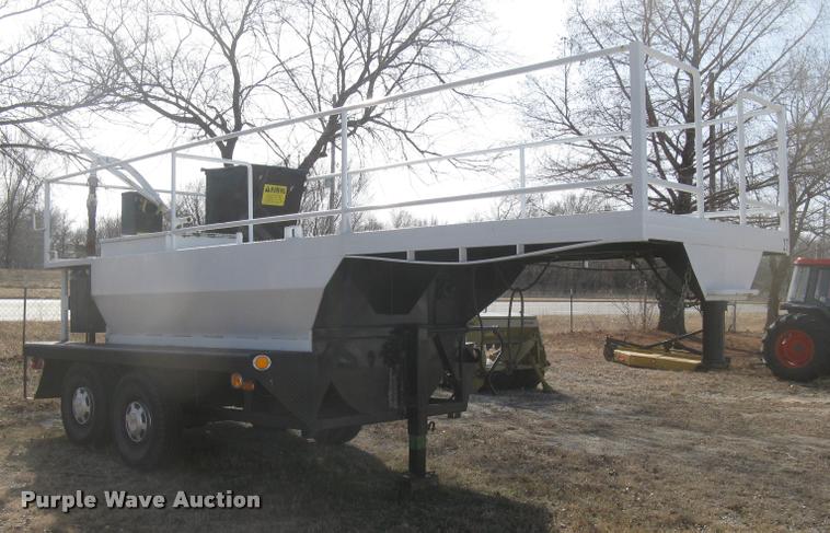 image for item L3939 1987 Bowie 1100TR hydromulcher