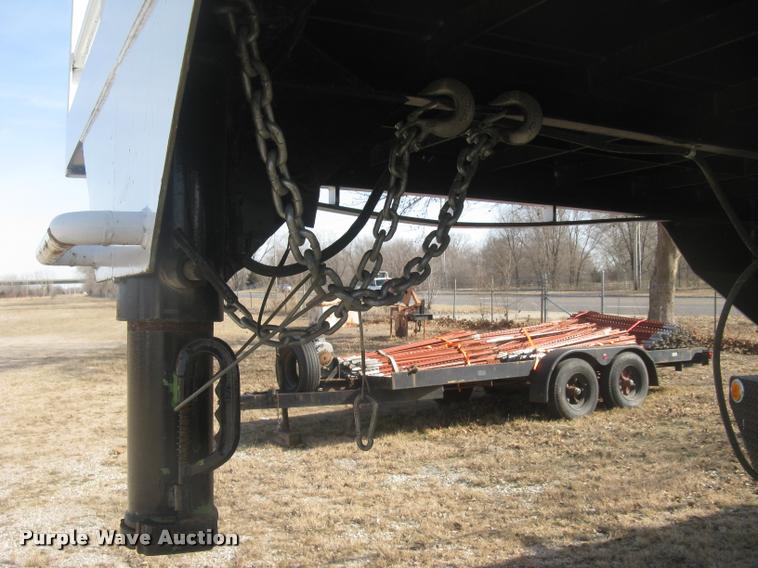 image for item L3939 1987 Bowie 1100TR hydromulcher