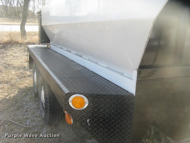 image for item L3939 1987 Bowie 1100TR hydromulcher