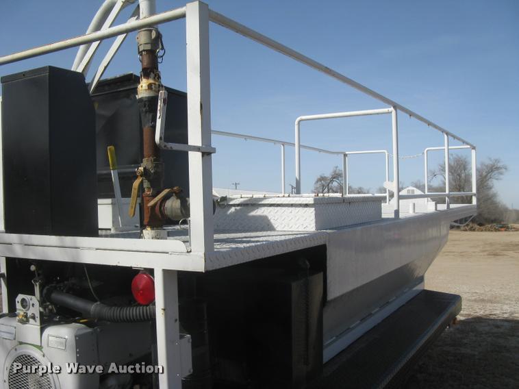 image for item L3939 1987 Bowie 1100TR hydromulcher