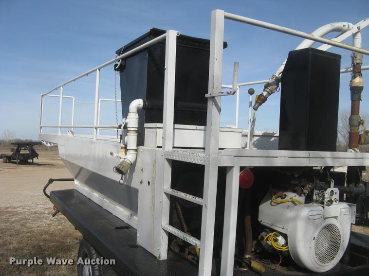 image for item L3939 1987 Bowie 1100TR hydromulcher